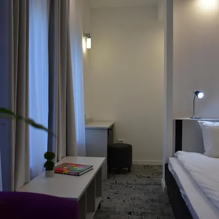 Osten Art Hotel Skopje Exterior photo