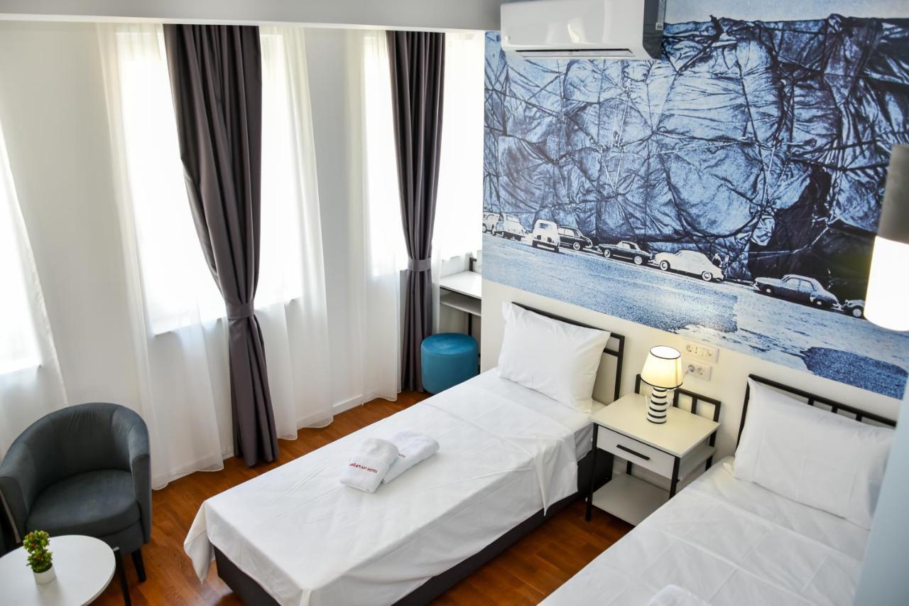 Osten Art 4* Skopje